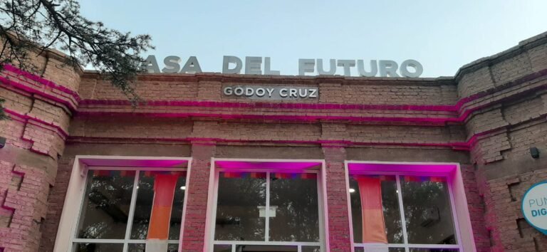 La Casa del Futuro lanzó los talleres de verano