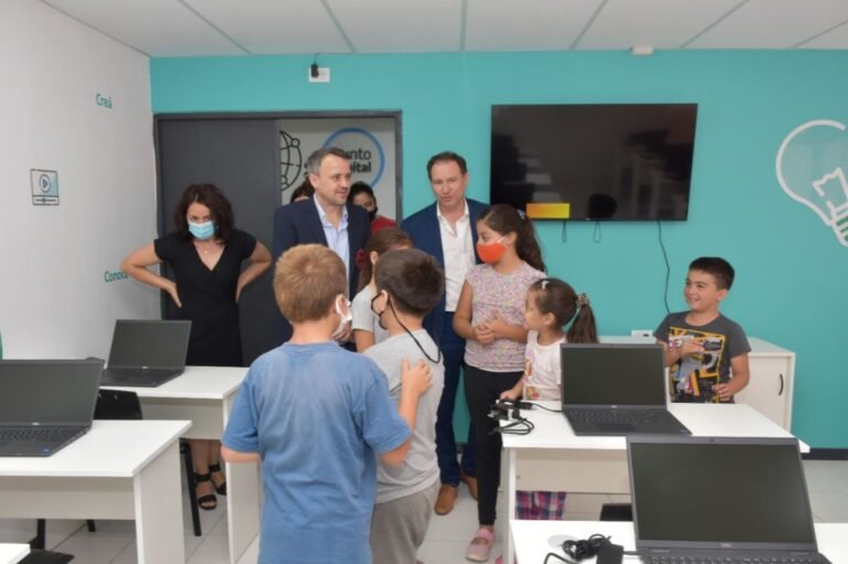Llegó más conectividad a Lavalle: inauguraron un nuevo Punto Digital en Costa de Araujo