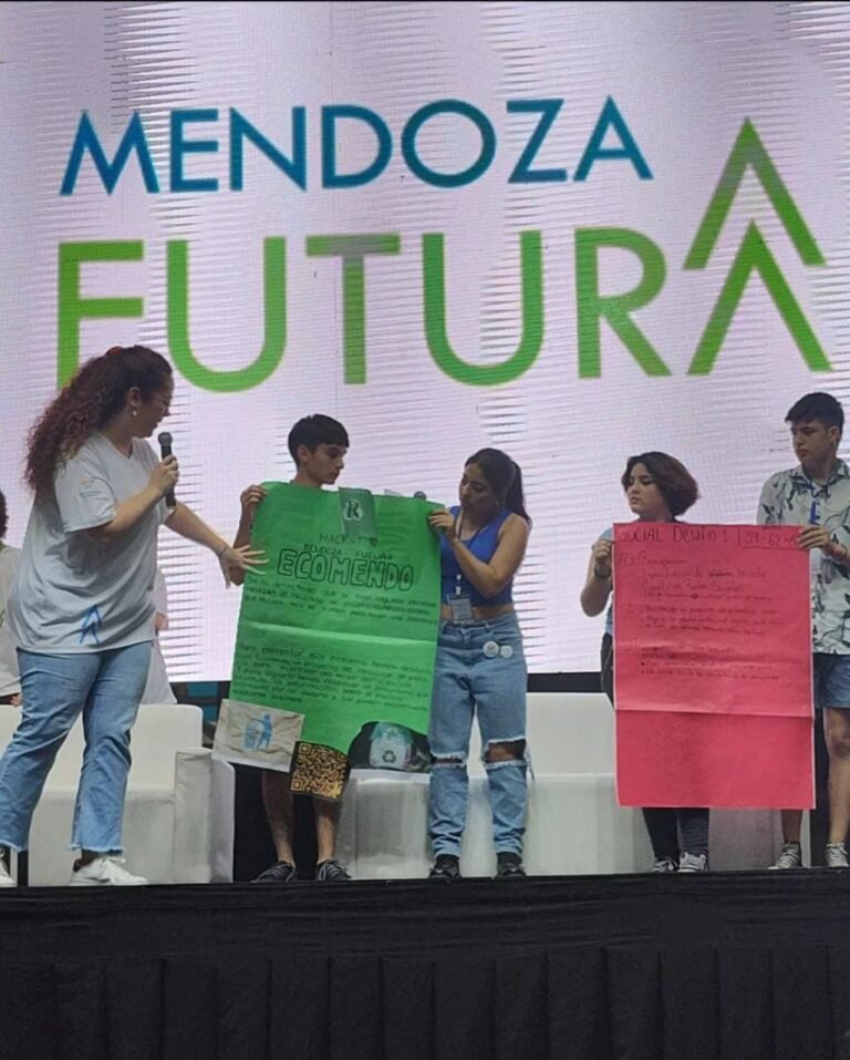 Jóvenes talentos mendocinos llegan a la muestra de Conectados por Mendoza Futura