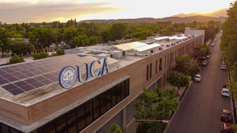 La UCA Mendoza genera el 30% de su energía