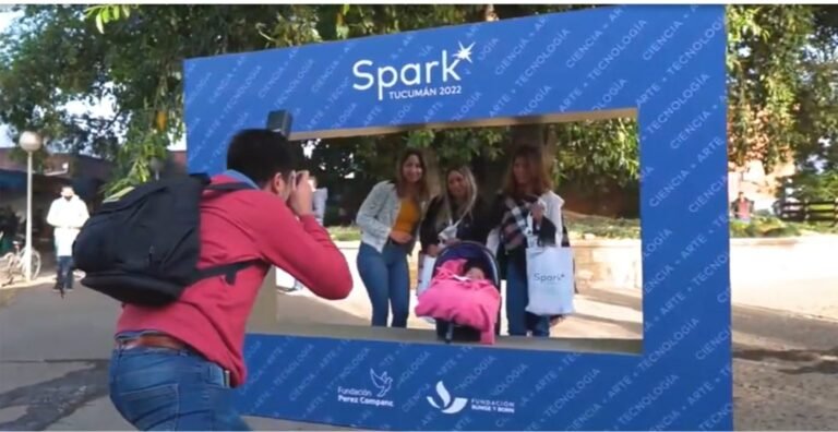 Invitan a docentes de nivel primario a participar del Festival Spark