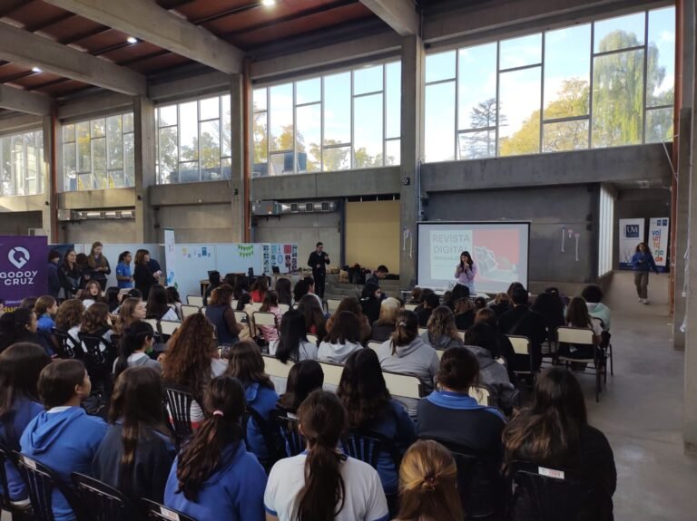 Se viene la cuarta edición de “Niñas en las TIC”