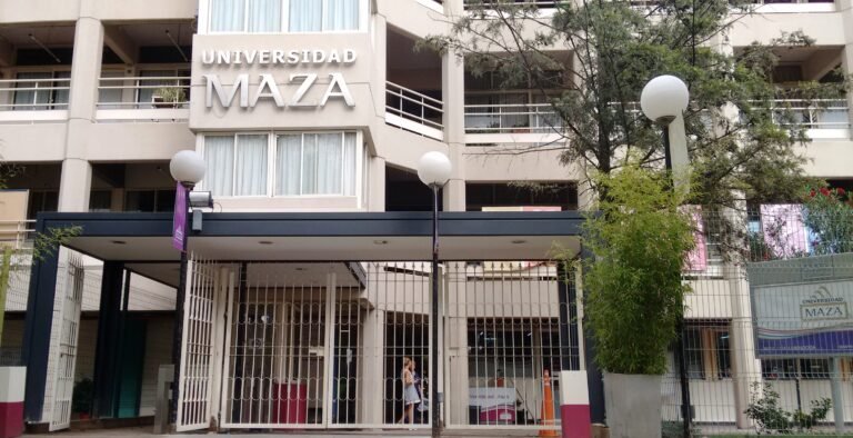 La Universidad Maza dictará un taller sobre Inteligencia Artificial