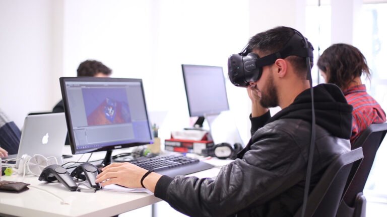 Mendoza tiene la mayor participación de la remuneración de los Servicios Basados en el Conocimiento por sobre el promedio provincial