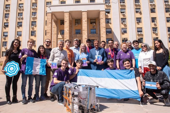 Graciela Bertancud del Colegio Alva Edison: “Es un trabajo que desde el principio le pusimos muchísimo esfuerzo”