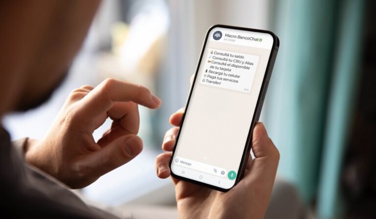 Cómo realizar todas las operaciones bancarias por Whatsapp