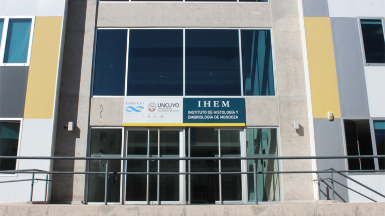 Empresa de investigación y tecnología incubada en la UNCUYO ganó un importante premio