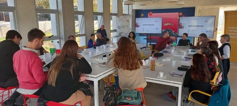 Mendoza avanza para conformar un Clúster Biotecnológico