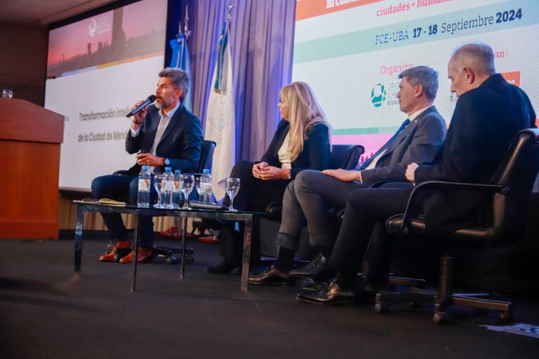 Suarez participó del III Congreso de Ciudades Inteligentes en Buenos Aires