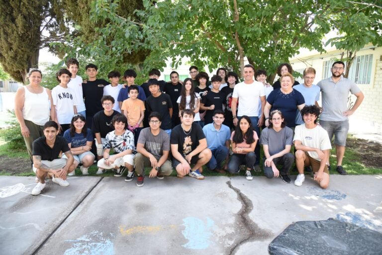 Alumnos de una escuela de Guaymallén buscan competir en el mundial de robótica