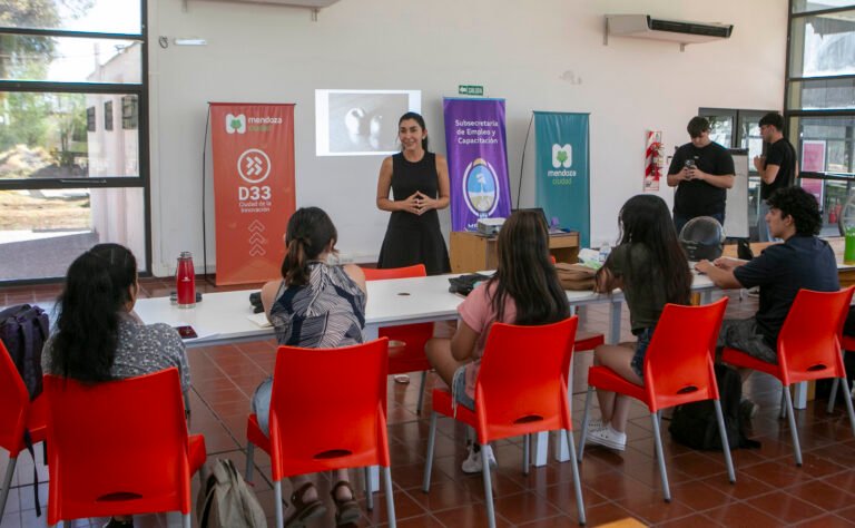 Jóvenes mendocinos se forman en el mundo audiovisual con talleres gratuitos