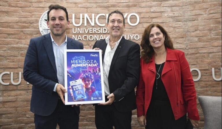 Conocé que es Mendoza Aumentada, una herramienta innovadora en educación  