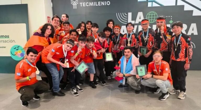El talento tecnológico de Mendoza brilló en México con un histórico título en robótica educativa